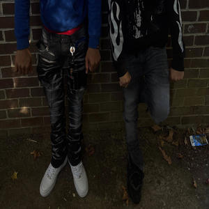 Cant run (feat. Luhj5k) (Explicit)