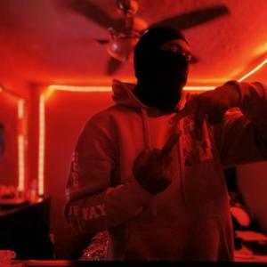 RUN FREDO (feat. Pradawithzay) (Explicit)