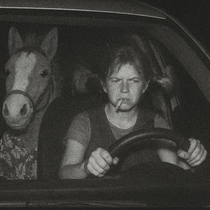 Atzen und ein Pferd (Explicit)