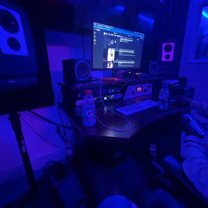 Beeeeep (feat. FamousKid) (Explicit)