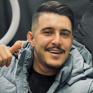 الصحبة مسمومة و جارة