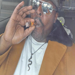 Throat Goat Pimpen (feat. Sharday Rudd) (Explicit)