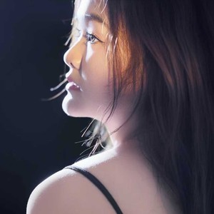 痴情只敢藏心里