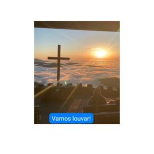 Vamos louvar