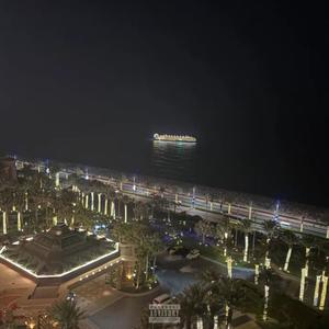 Exoti (feat. Lunchbox) (Explicit)