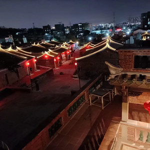 把悲伤留给自己