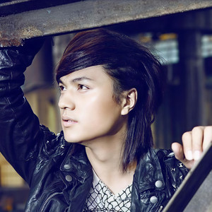 爱给了我一枪 (Single Version)