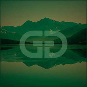 Glorious Green – Streaming Water