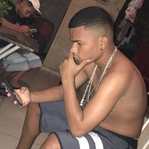 JULIN NÃO QUER LAÇO ELE SO QUER COMER VOCE (Explicit)