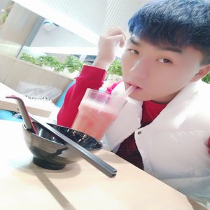 把眼泪咽下去你就赢了