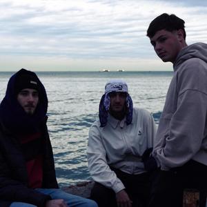 FRÍO (feat. Tompyet, Arpino, Rama Lago & Quajen) (Explicit)