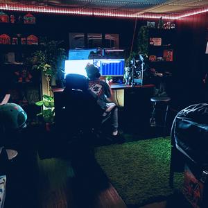 110 (feat. JAKY) (Explicit)