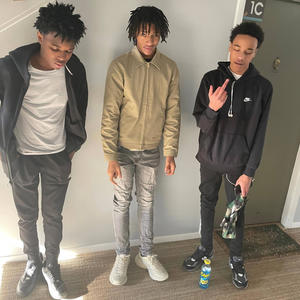 J'z Run Tha City (feat. Monexgang2x & LILHERBO2X) (Explicit)