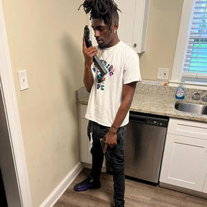 Came thru smacking shii (feat. flexooofyb) (Explicit)