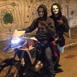 Sarradeira Pros Traficantes (feat. DJ LN Canalha|Explicit)