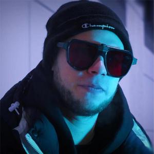 Zruším Basy (Explicit)