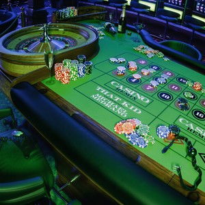 Casino (Michael Medrano Remix|Explicit)