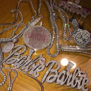 COLD STONES (feat. sympxthy) (Explicit)