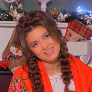 Noi Colindam La Fereastra