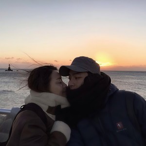 让我抱着你亲亲