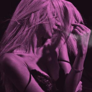 No escuches mi voz temblar (Explicit)