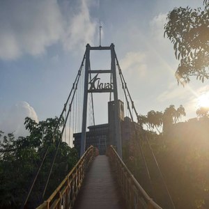 哆啦冠 - 日出 (伴奏)