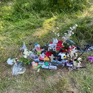 Through The Storm (R.I.P Flores) (feat. Taye) (Remastered|Explicit)