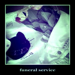 on ha knees (feat. bailey.) (Explicit)