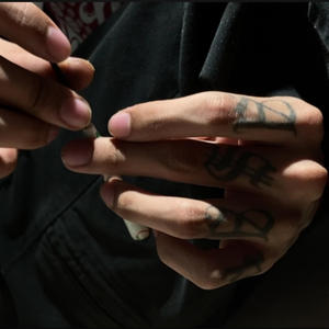 antes de la una.. (Explicit)