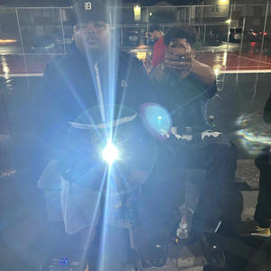 Fully loaded (feat. PRINCEGOLD) (Explicit)