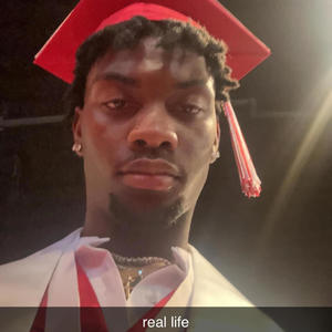 Lightskin Legacy (feat. CashyWashyy) (Explicit)