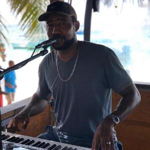 Shake That Booty Medley (feat. Jensen & The Boys)