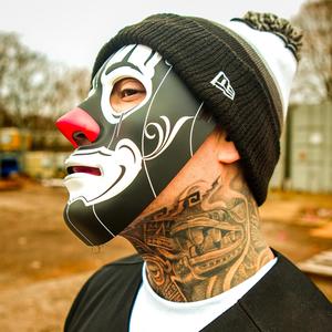 Showing off my ink (feat. D-Low Flexxican) (Explicit)