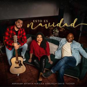 Esto Es Navidad (Medley El Tamborilero, Ángeles Cantando Están, Llegó La Navidad)