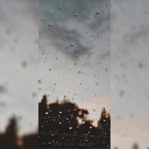 So Distant(feat. Isabella Gianna)