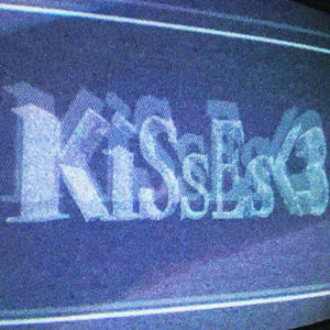 KiSsEs<3