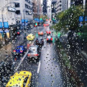 当雨开始下 ft. Tony Chen