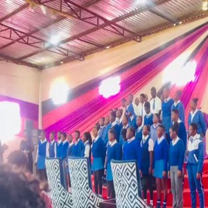 THULA MOYA (Live)