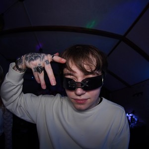 3 НЕДЕЛИ (Explicit)