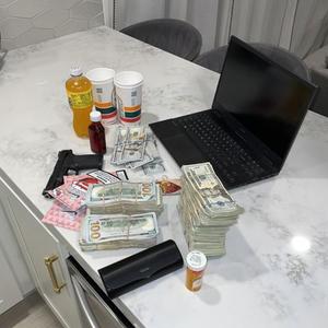 Off Oxy (feat. Kankan Archived) (Explicit)