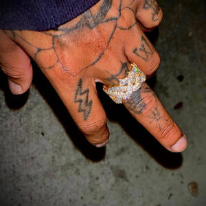 HANDS DIRTY (feat. LOUDIENE) (Explicit)