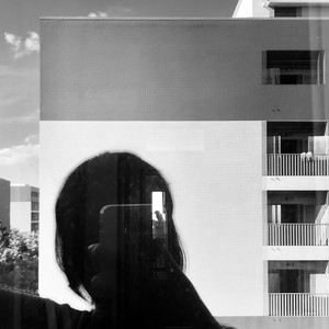 floooooooating in spaceeeeeee