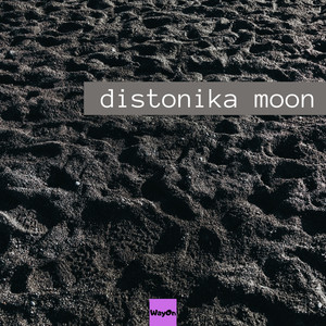 Distonika Moon