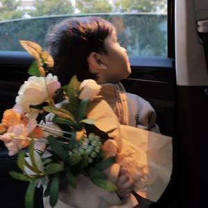 罗明聪 - 兜圈（路过了学校花店荒野到海边）