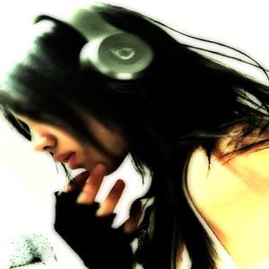 HOP IN! (feat. gxberxnsom) (Explicit)