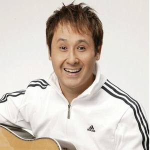 黄伟麟 - 澳门与你一起