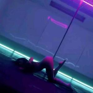 DIVA (feat. Wise D) (Explicit)