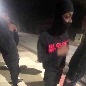 switchy tucked (feat. luhjay) (Explicit)