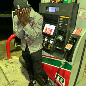 Throwin me off (Explicit)