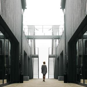 The curtain(feat. Chipalena)